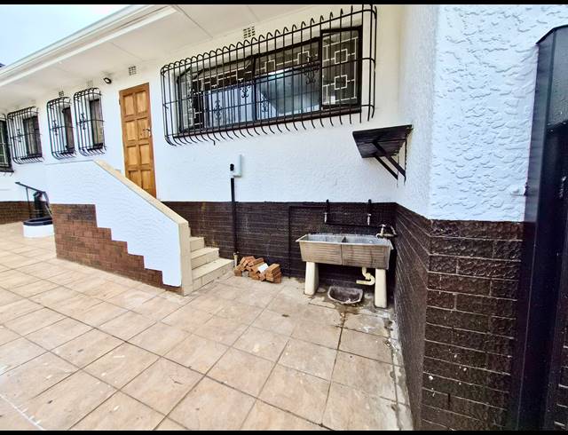 3 bed property to rent in ILLIONDALE